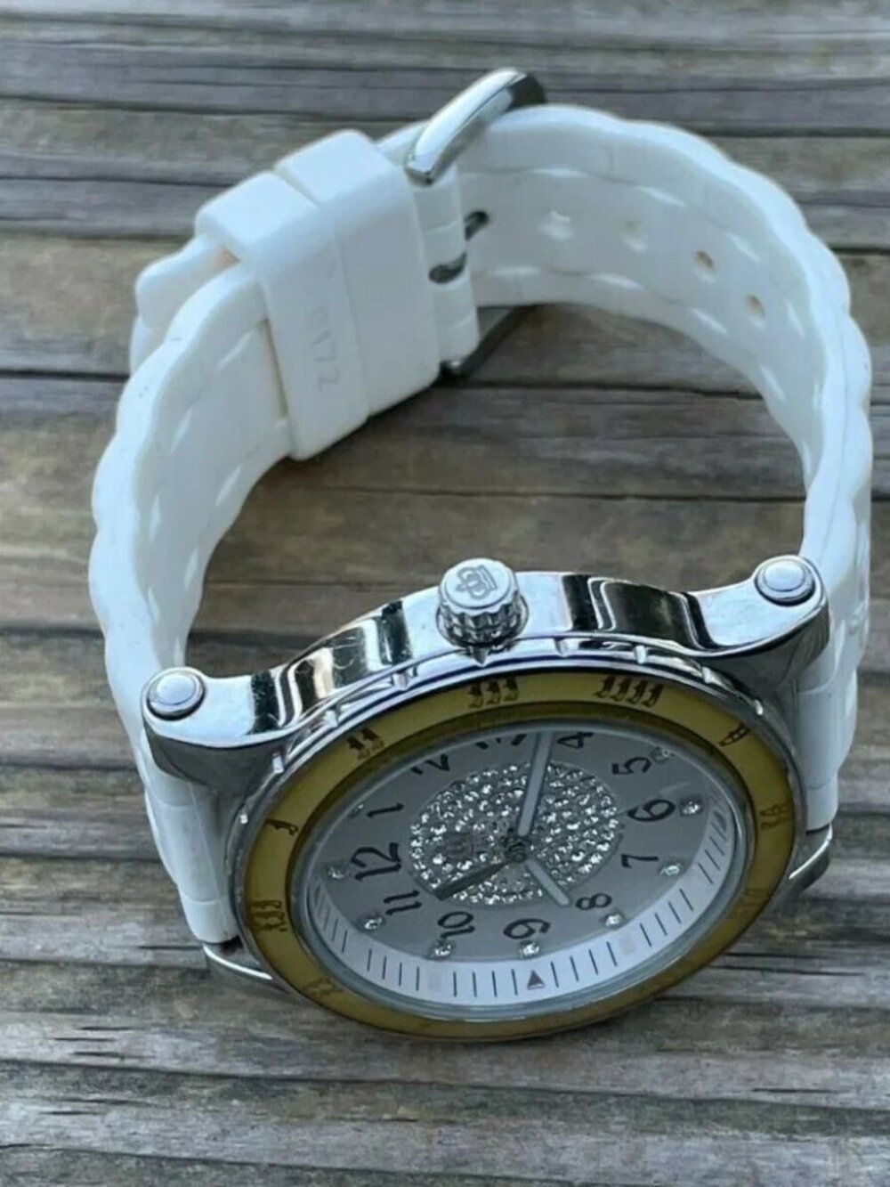 Juicy Couture Women WristWatch White Band Crystals Accents Face Analog Watch - Picture 6 of 12
